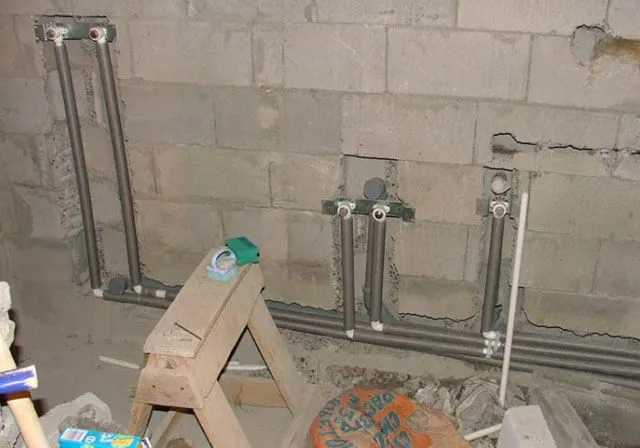 Как выполняется замена труб водоснабжения в квартире своими руками